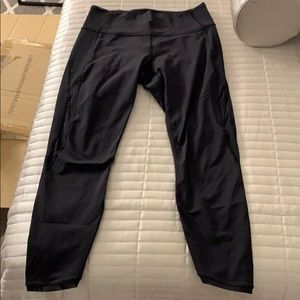Black Lululemon leggings